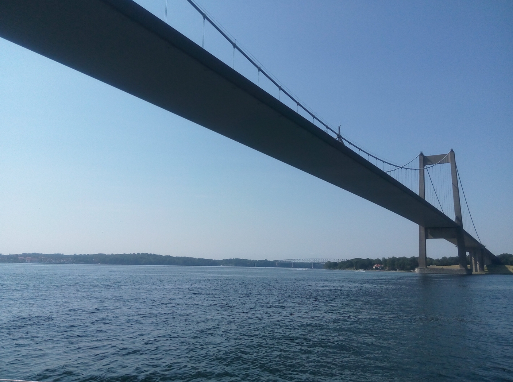 Einheits Brücke.jpeg