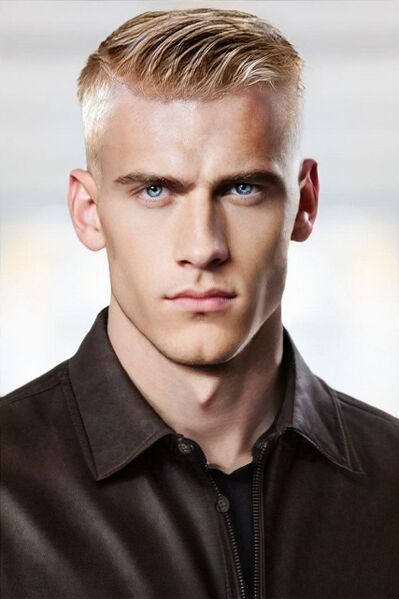 Datei:Eron Valdek 2025 C.jpg