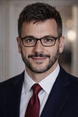 Zeran Valeth 2025 C.jpg